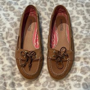 Sperry Topsider Adorable Tan Leather Loafers size 7